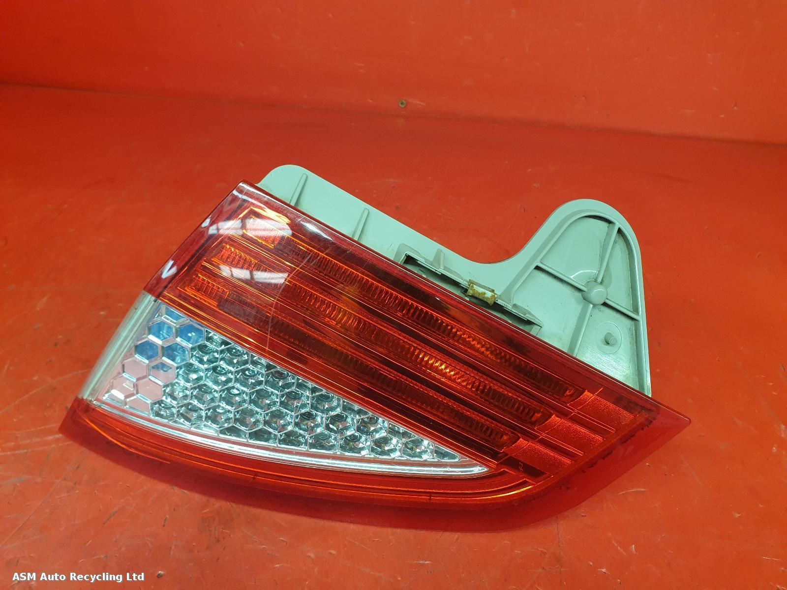 View Auto part R Taillight Ford Mondeo 2009