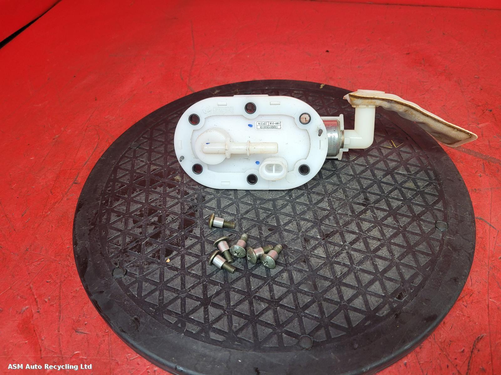 View Auto part Fuel Pump Yamasaki F51-50 2022