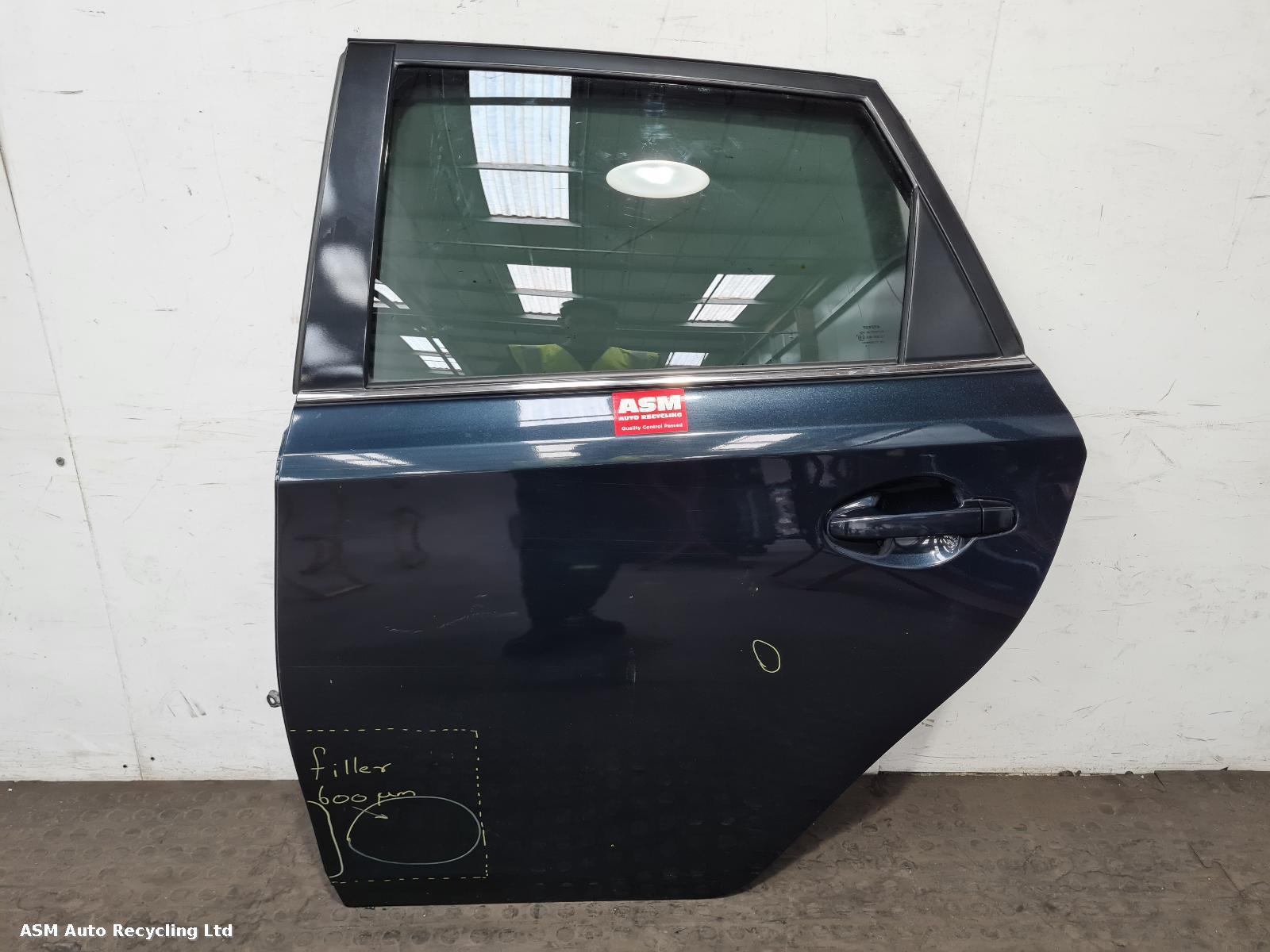 View Auto part L Rear Door Toyota Auris 2015