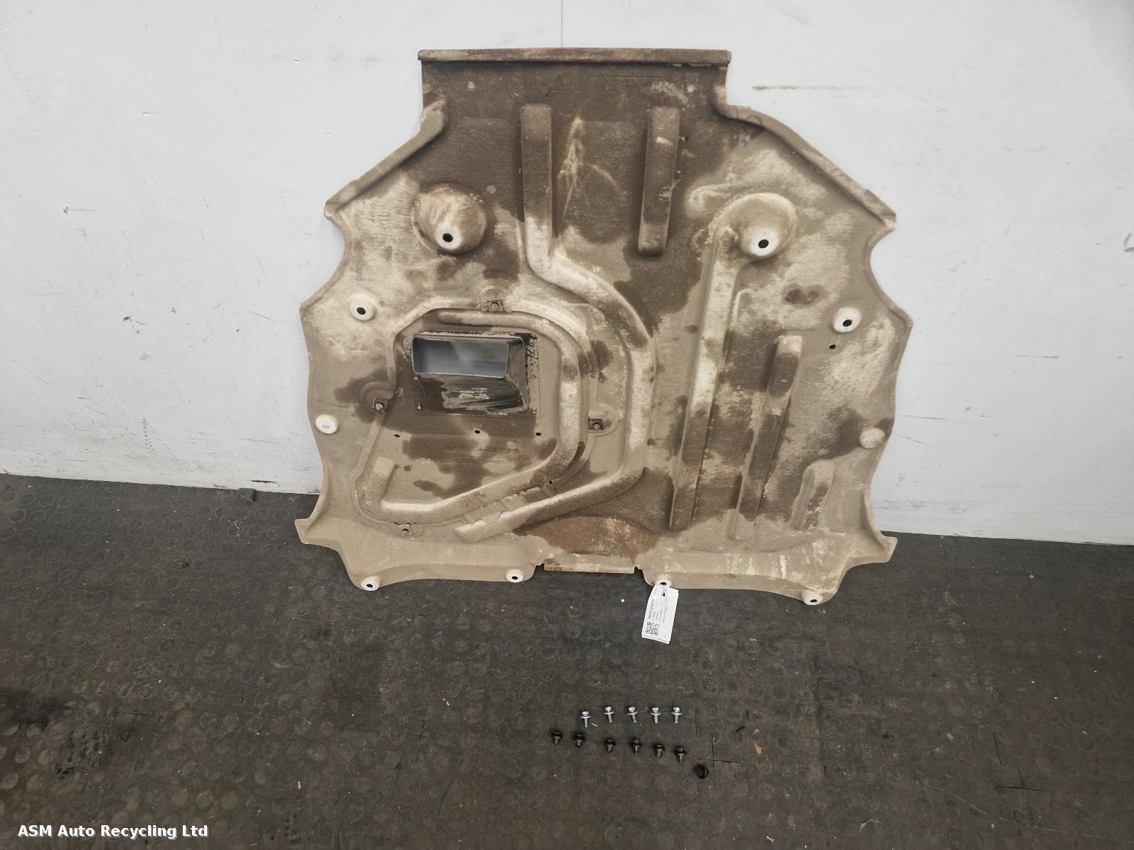 View Auto part Engine Undertray Lexus Es Series 2023