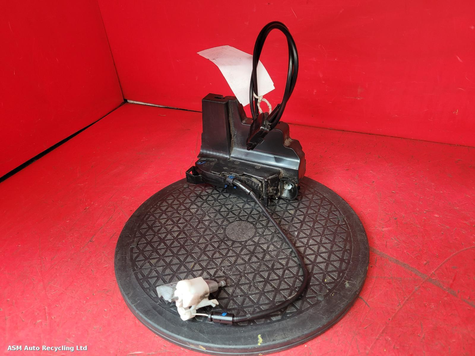 View Auto part Door Lock Assembly Renault Clio 2007