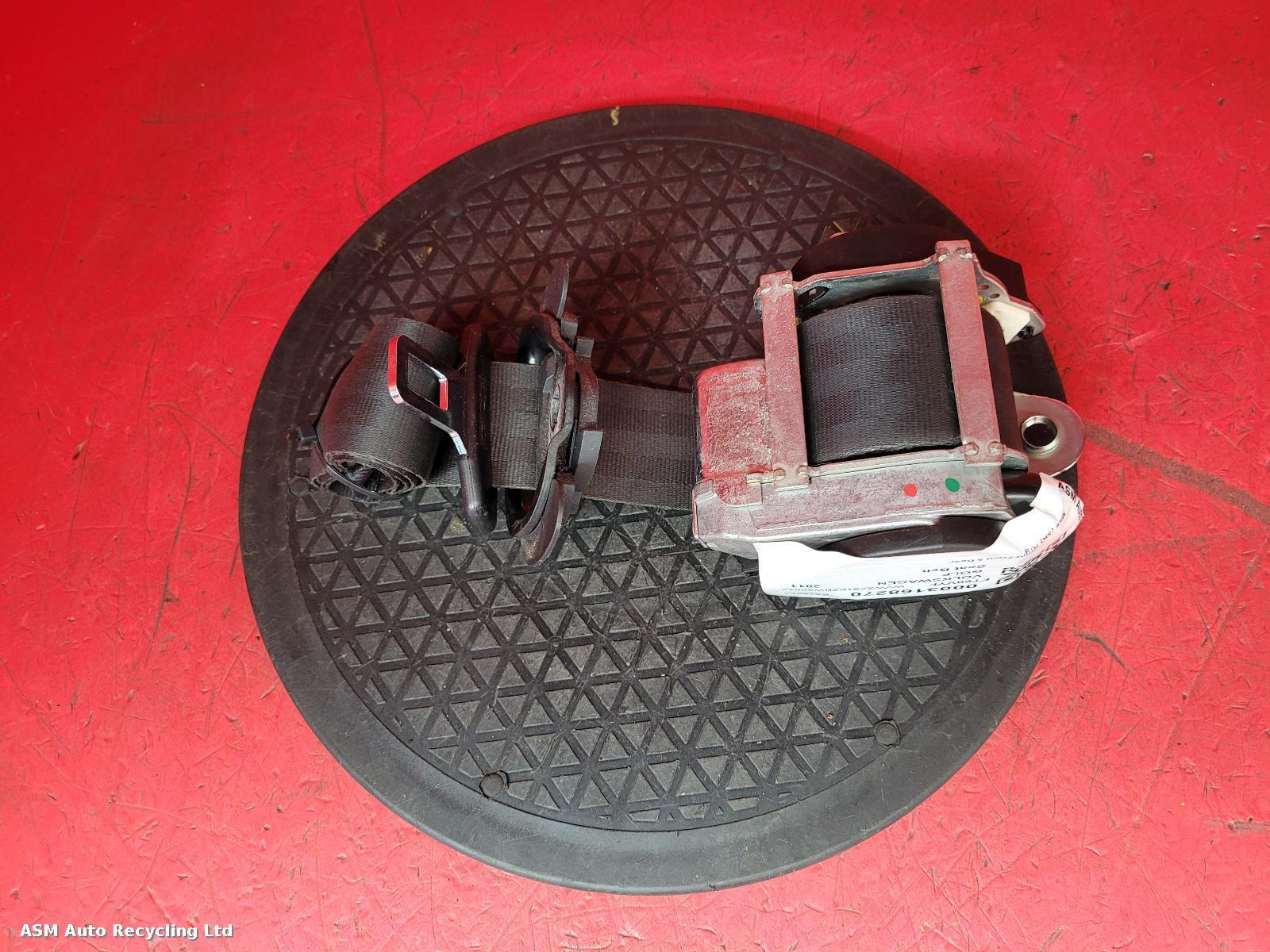 View Auto part Seat Belt Volkswagen Golf 2011