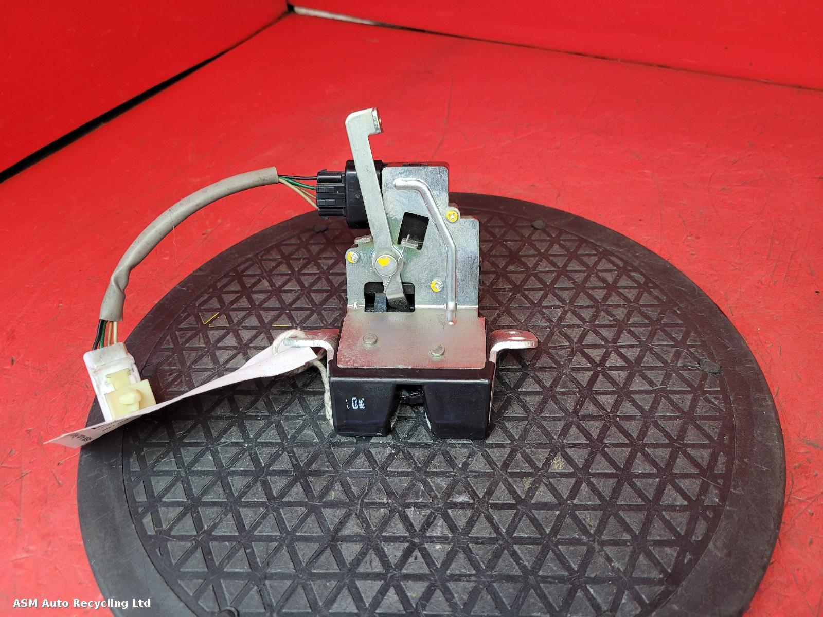 View Auto part Bootlid/Tailgate Lock Hyundai I20 2013