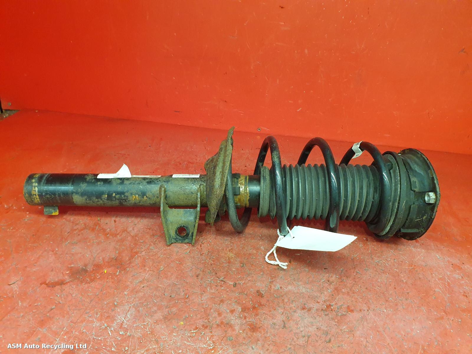 View Auto part LF Strut Volkswagen Golf 2013