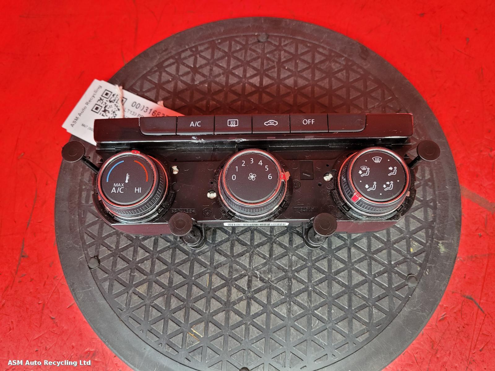 View Auto part Heater/AC Controller Volkswagen Golf 2013