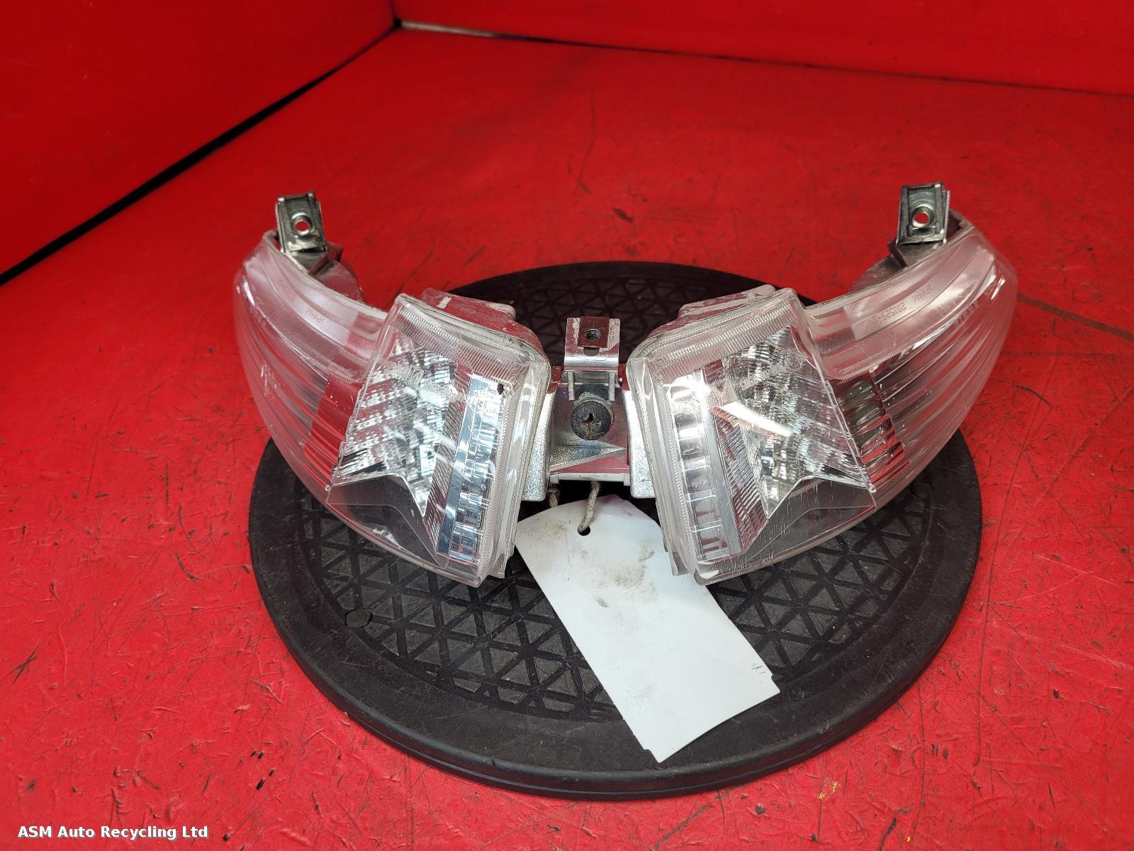 View Auto part Taillight Piaggio Mp3 300 2013