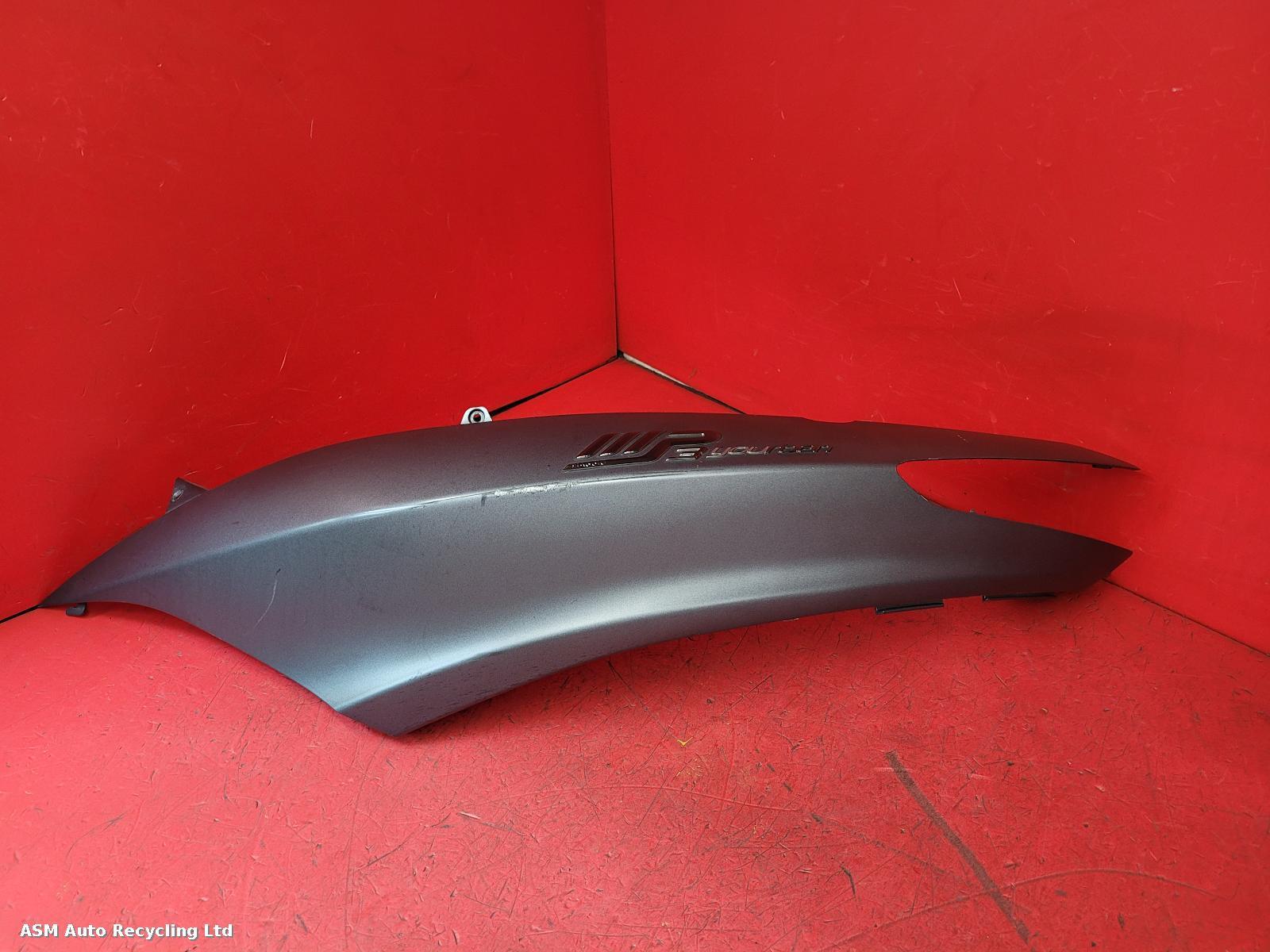 View Auto part Seat Cowl Piaggio Mp3 300 2013