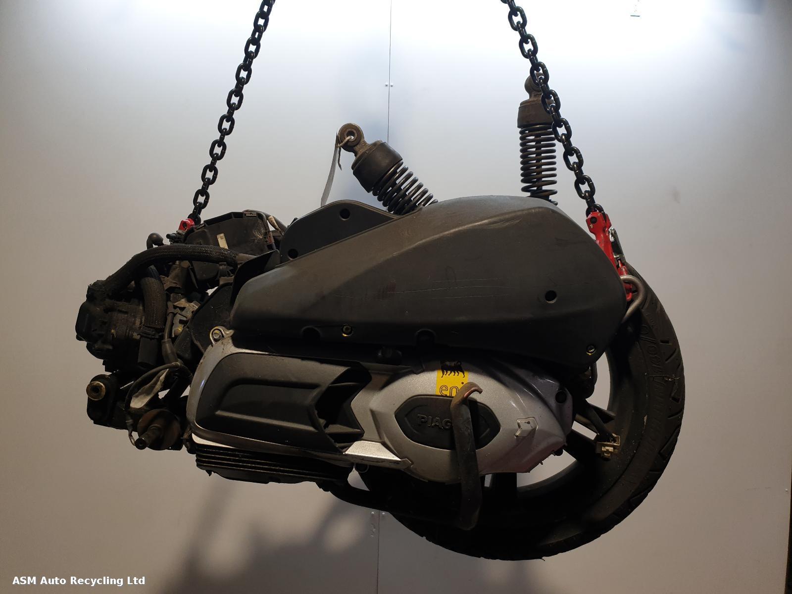 View Auto part Engine Piaggio Mp3 300 2013