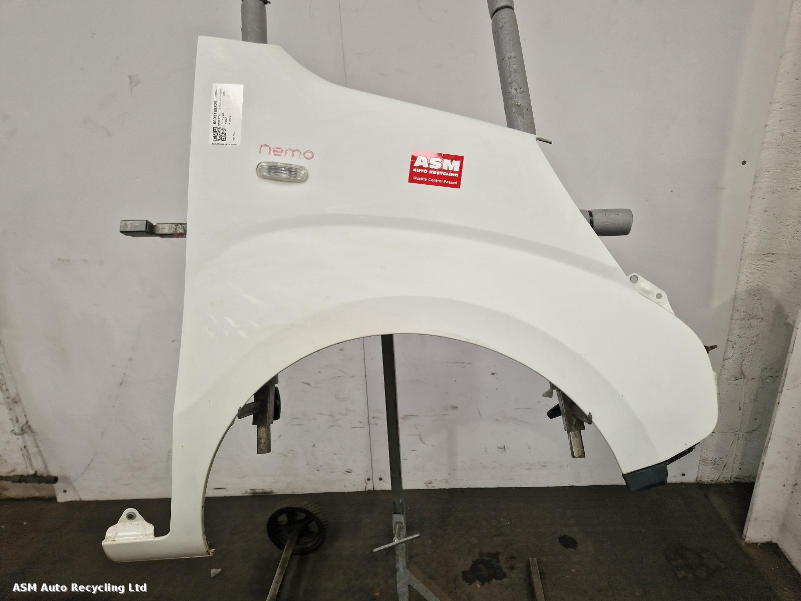View Auto part R Wing Citroen Nemo 2012