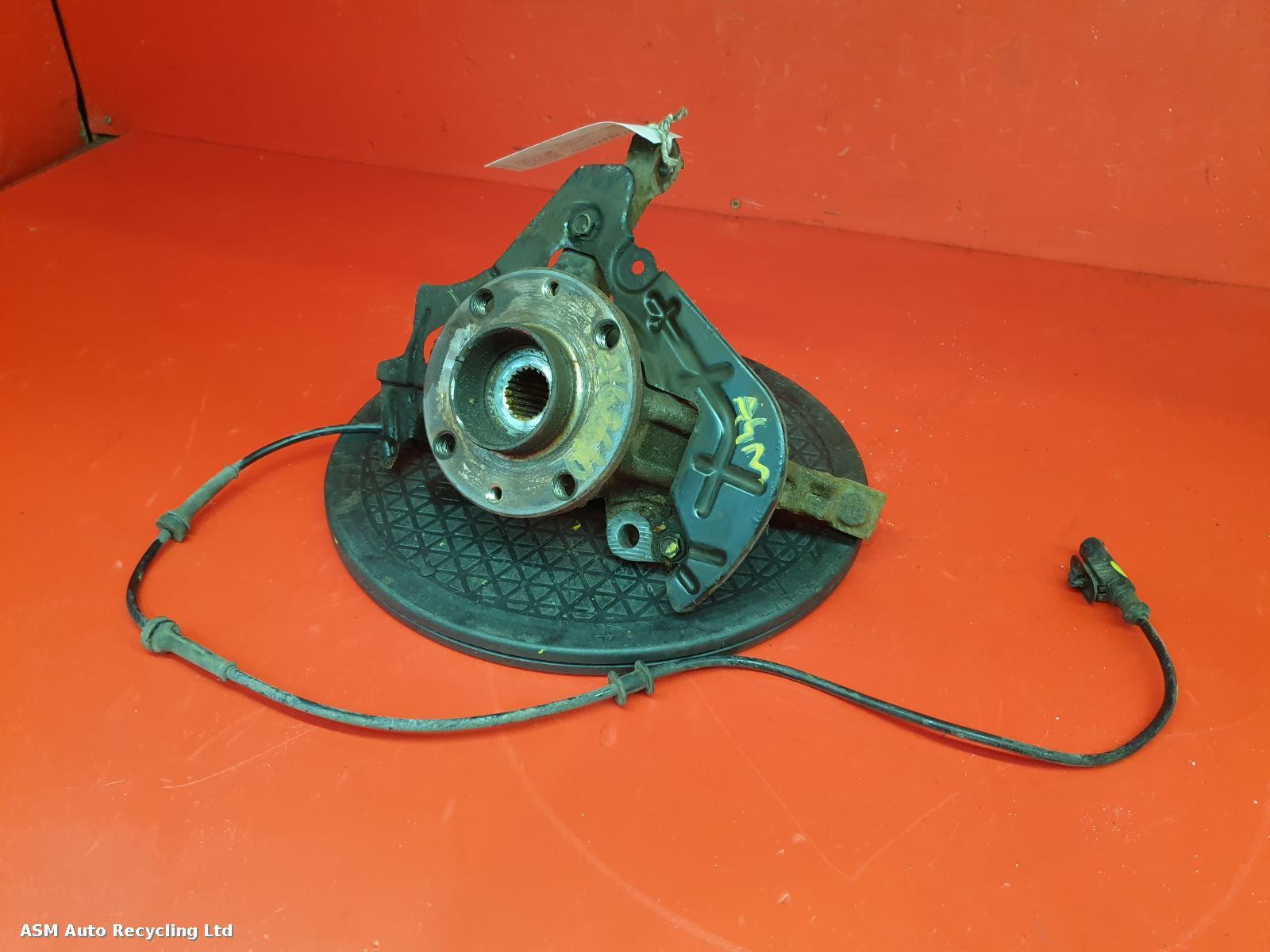 View Auto part RF Hub/Stub Axle Assembly Fiat Panda 2015