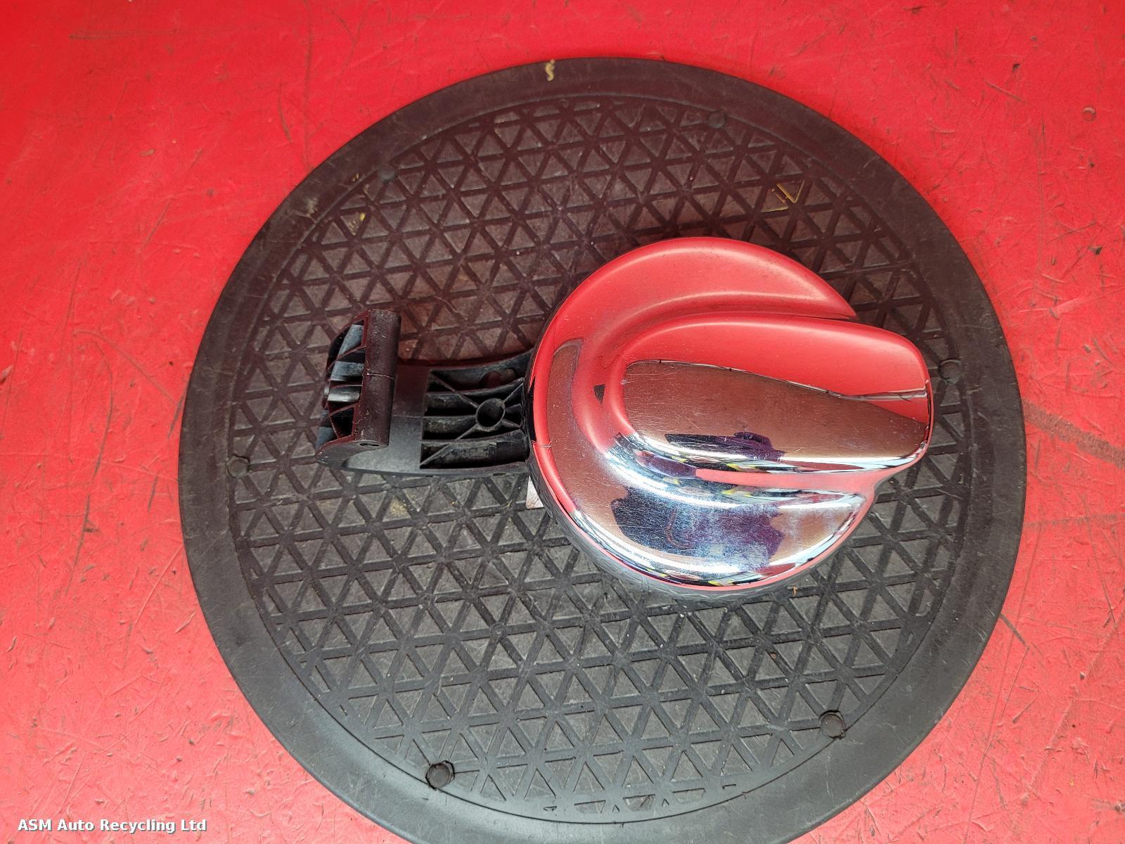 View Auto part Fuel Filler Flap Mini (bmw) Mini 2008