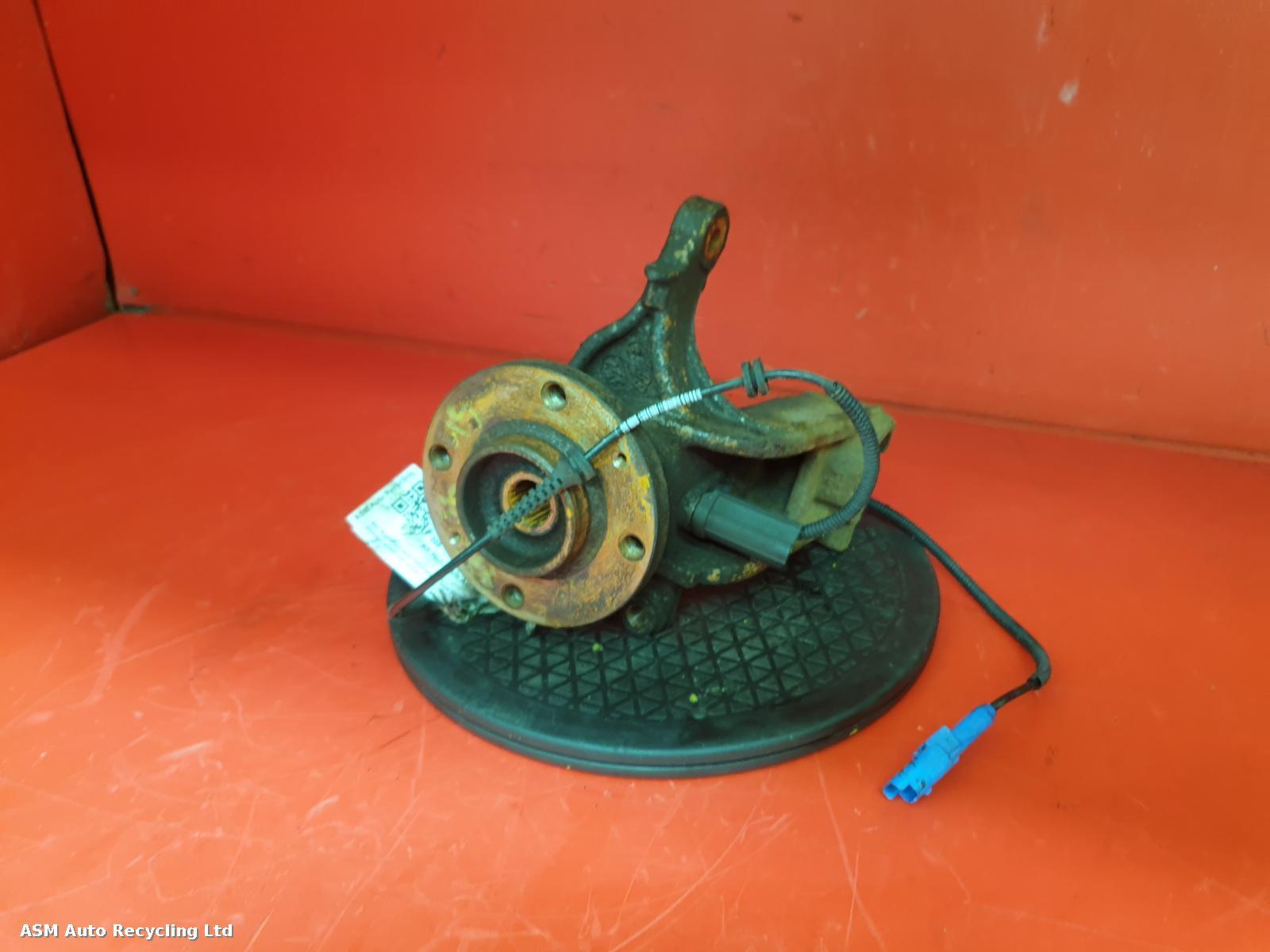 View Auto part RF Hub/Stub Axle Assembly Peugeot 208 2019