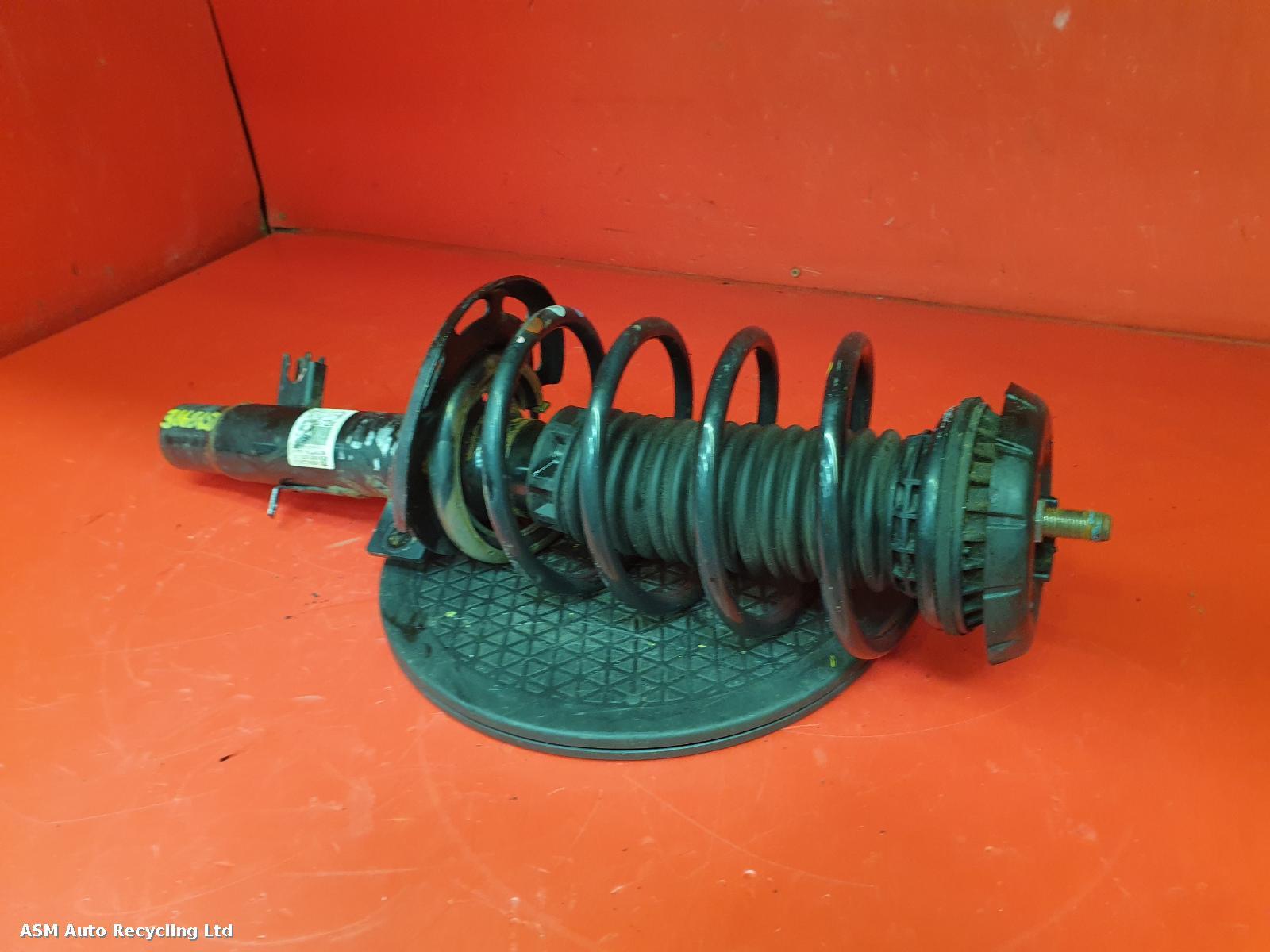 View Auto part RF Strut Peugeot 208 2019