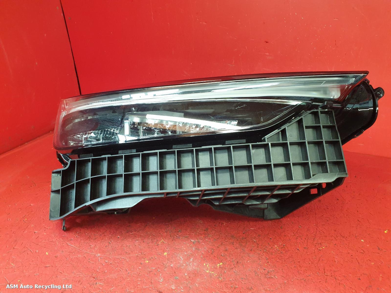 View Auto part R Headlamp Honda Hrv 2024