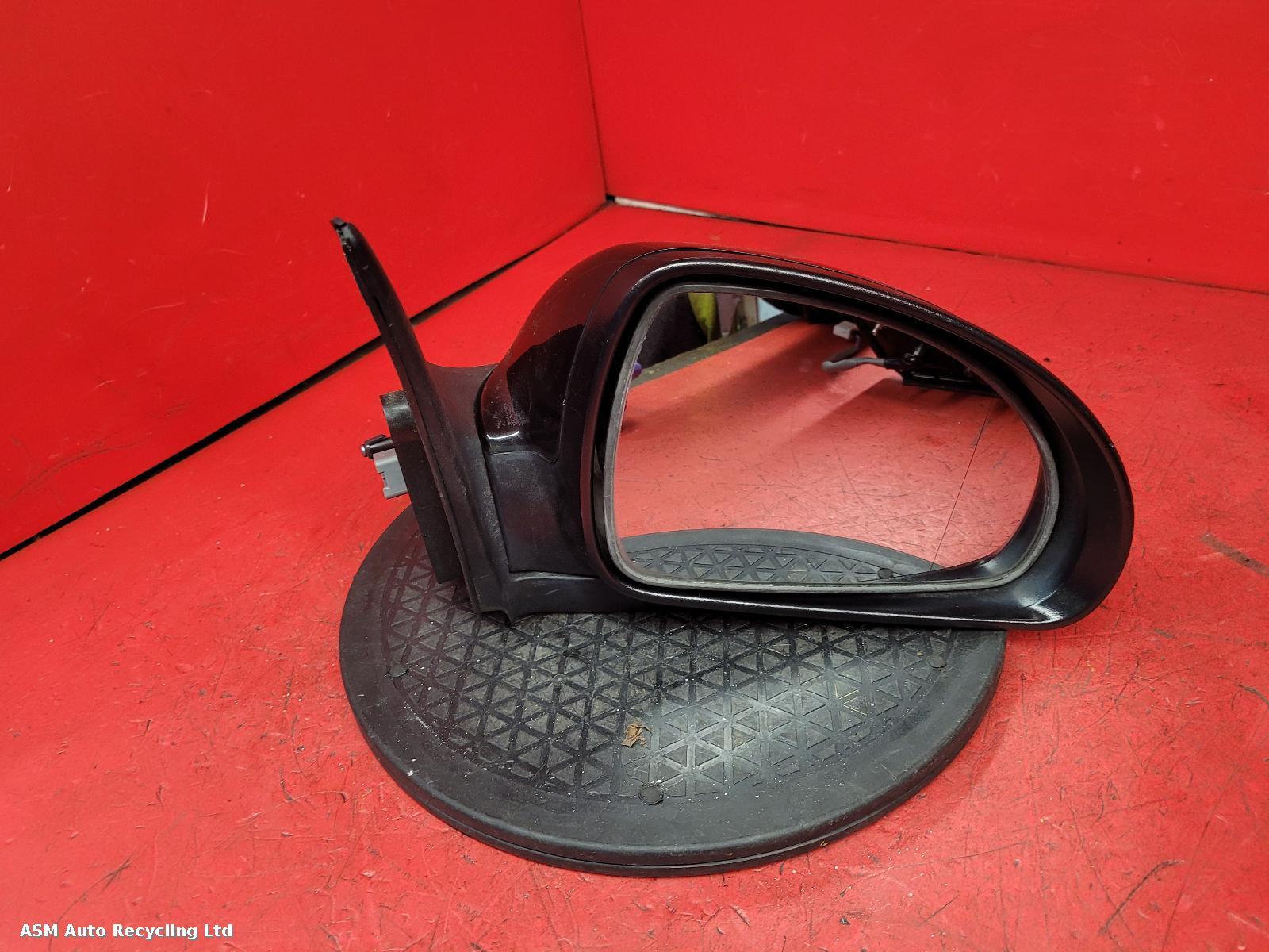 View Auto part R Door Mirror Kia Ceed 2009
