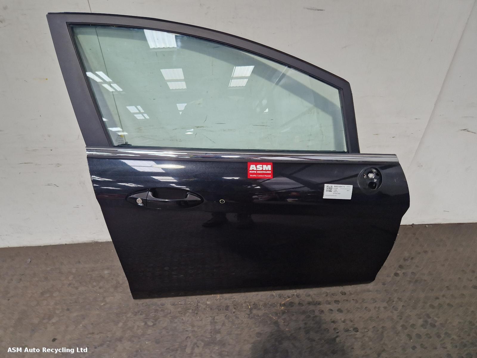 View Auto part R Front Door Ford Fiesta 2015