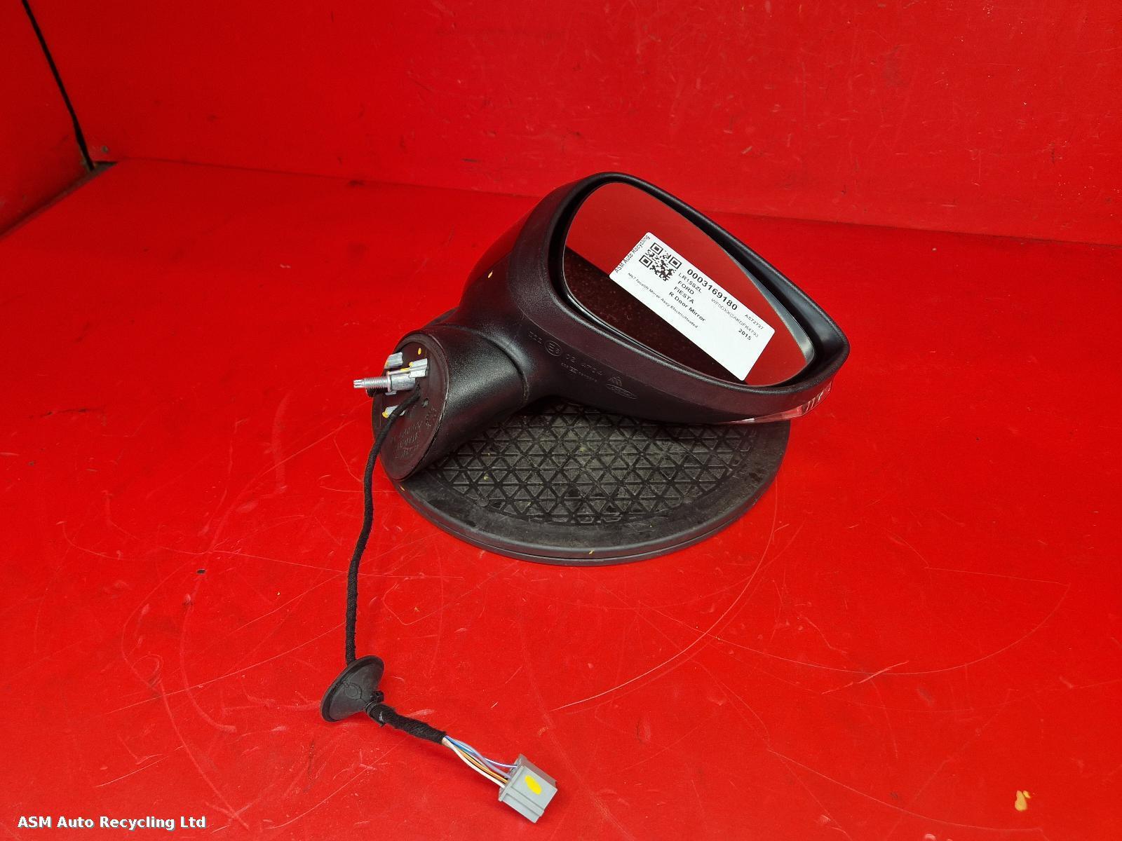 View Auto part R Door Mirror Ford Fiesta 2015