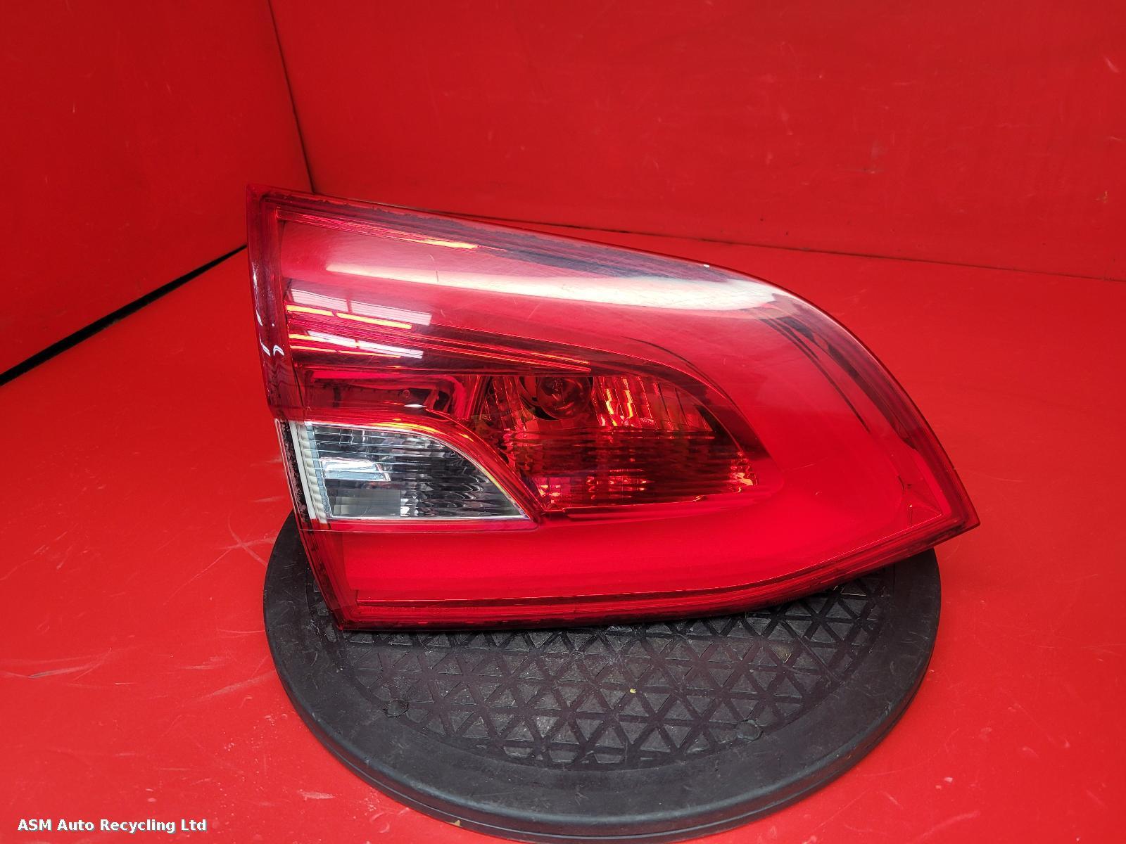 View Auto part L Taillight Peugeot 308 2014