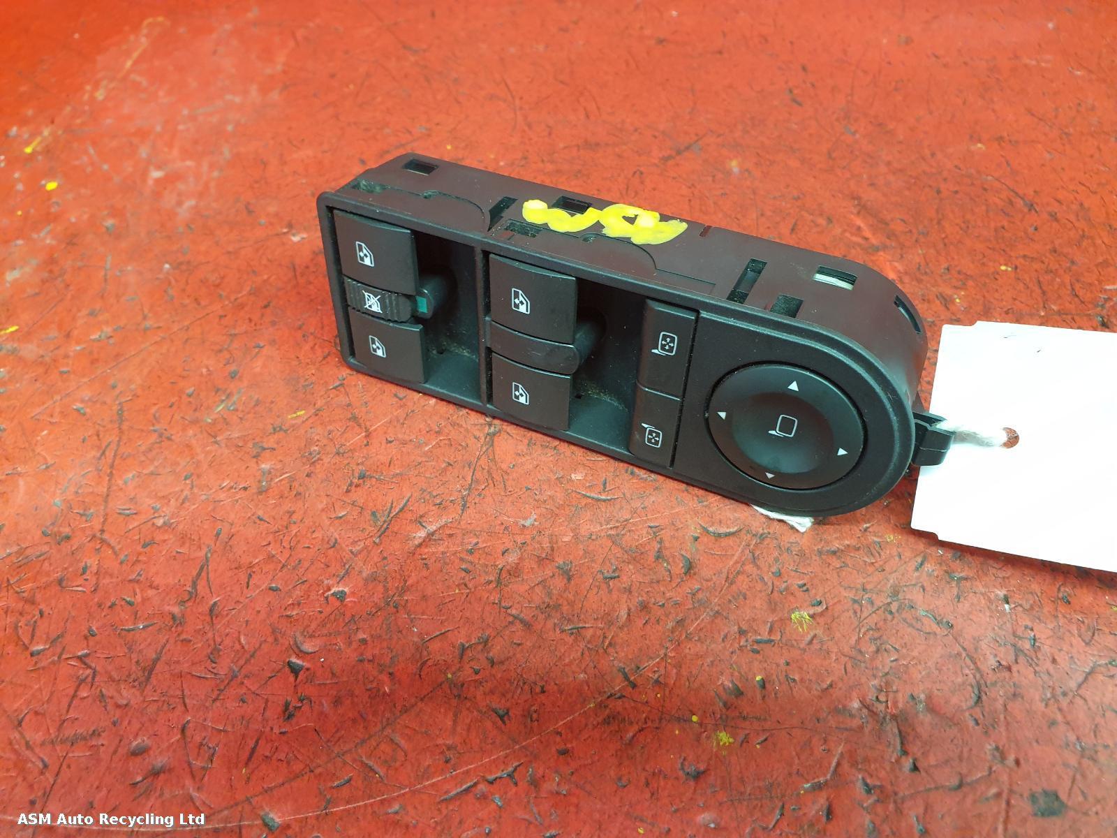 View Auto part Elect. Window Switch Vauxhall Astra 2008