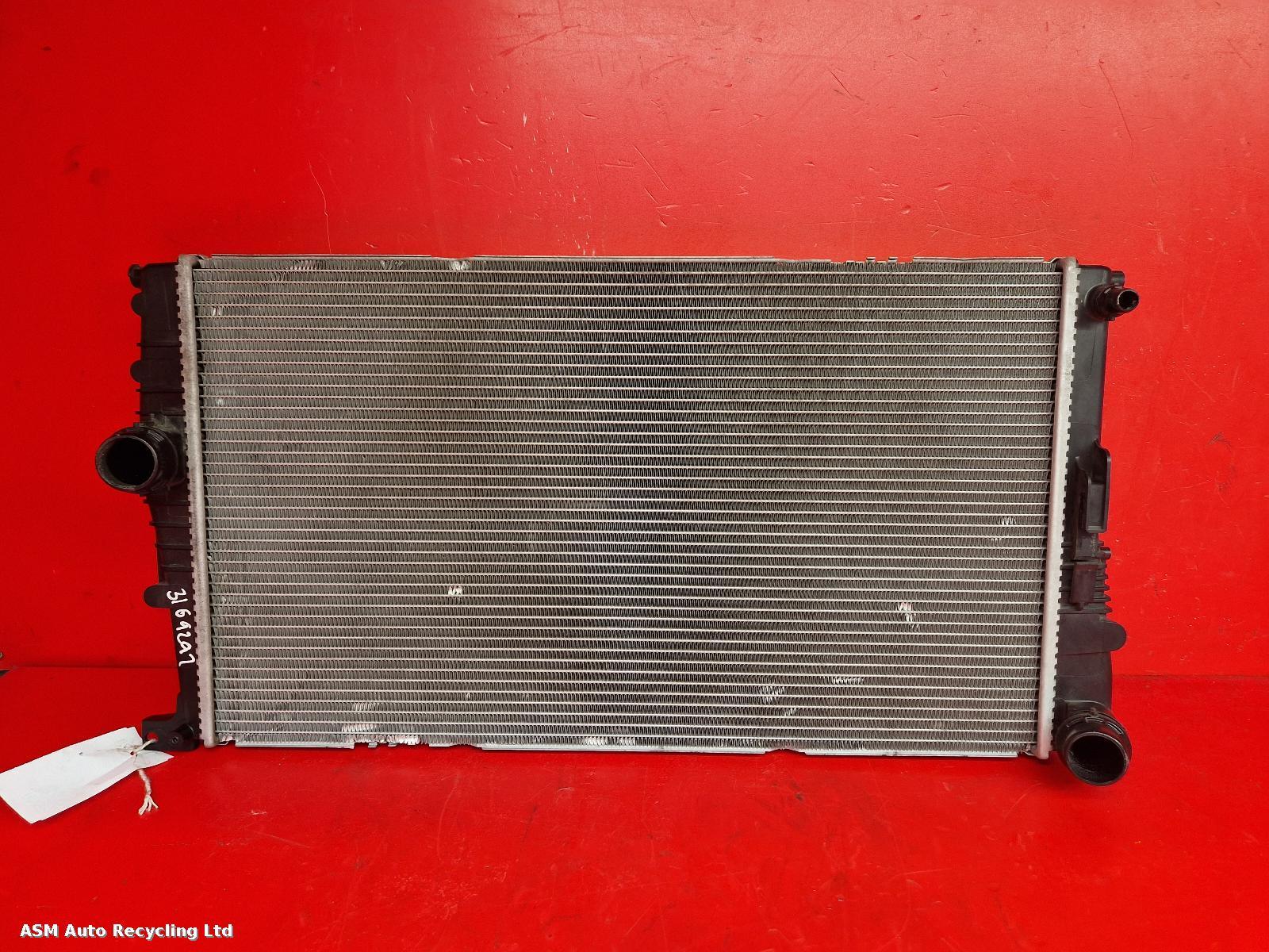 View Auto part Radiator Bmw 1 Series 2019