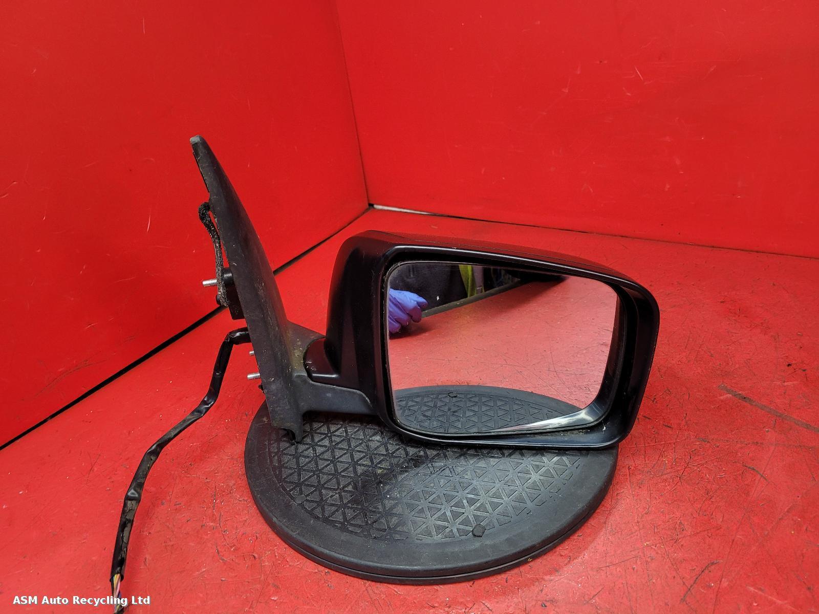 View Auto part R Door Mirror Nissan X Trail 2010