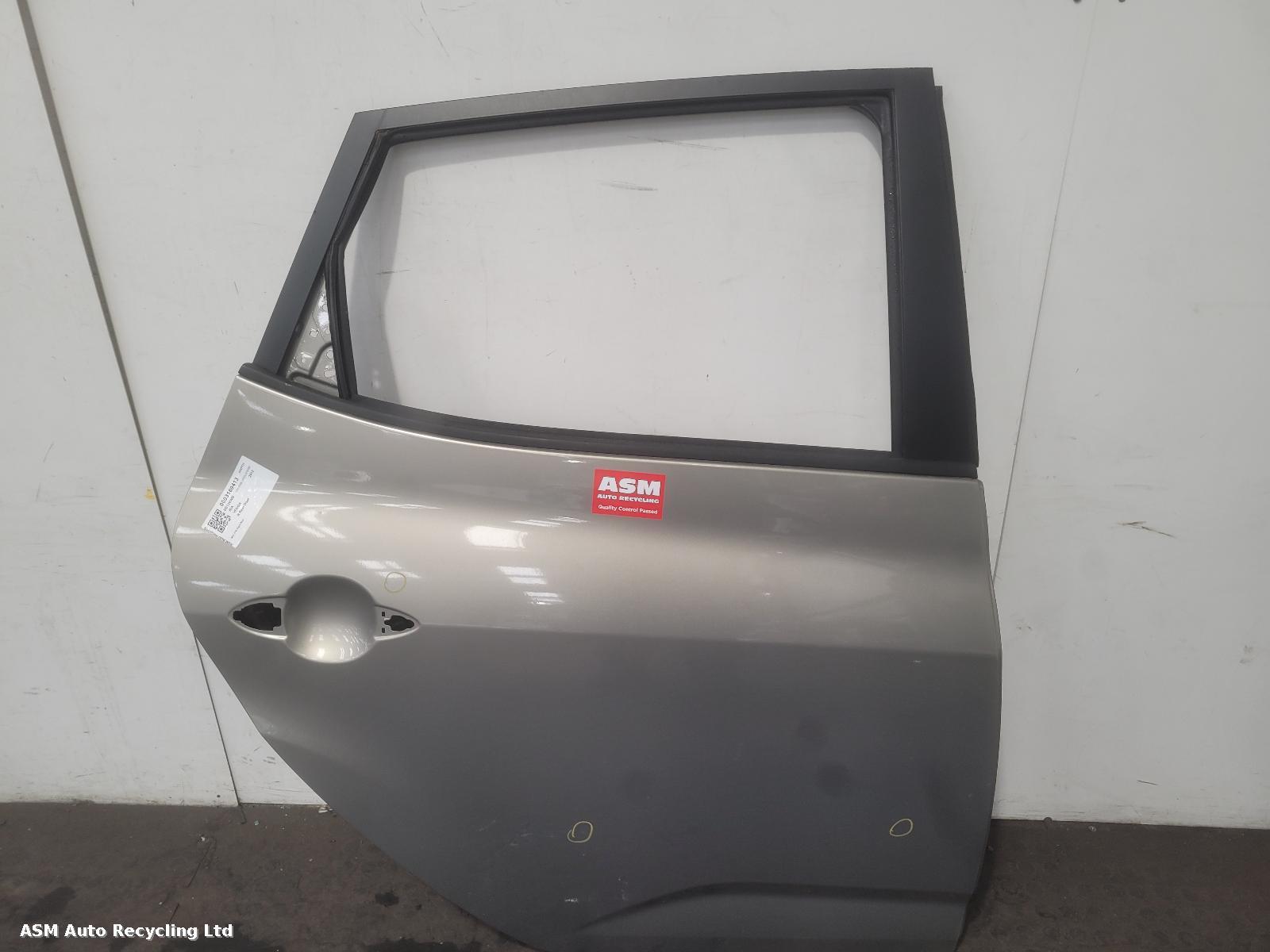 View Auto part R Rear Door Kia Venga 2012