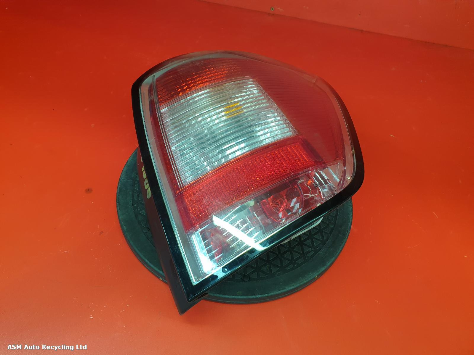 View Auto part R Taillight Vauxhall Astra 2009