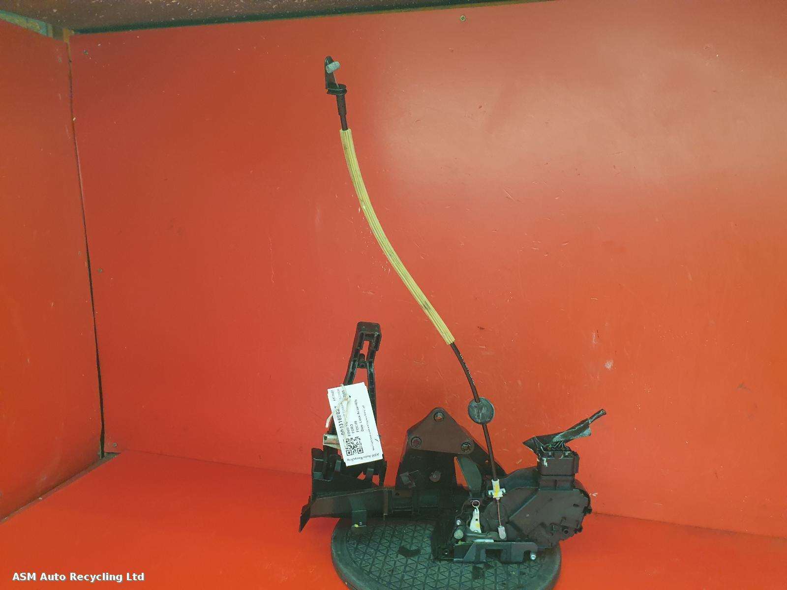 View Auto part Door Lock Assembly Ford Focus 2005