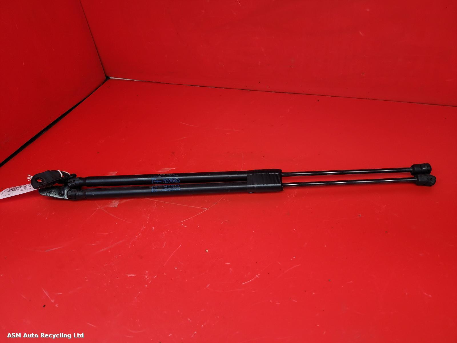 View Auto part Hatch Strut/Shock Vauxhall Astra 2012
