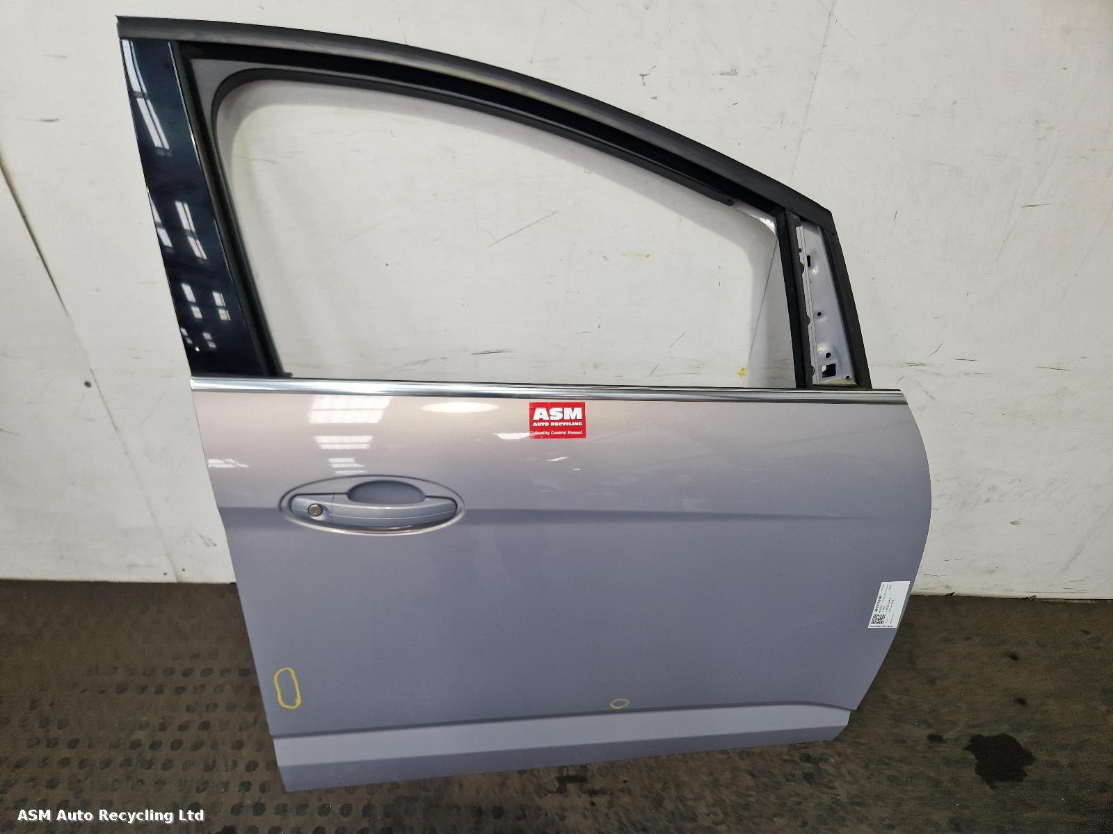 View Auto part R Front Door Ford Focus C Max 2012