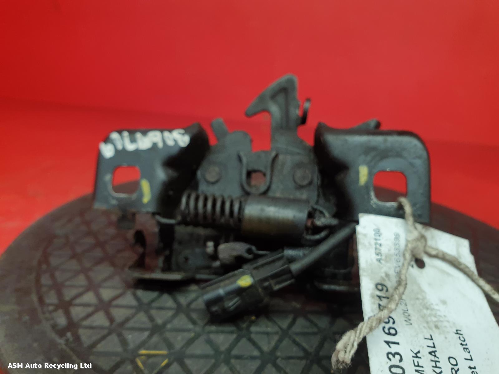 View Auto part Bonnet Latch Vauxhall Vivaro 2015