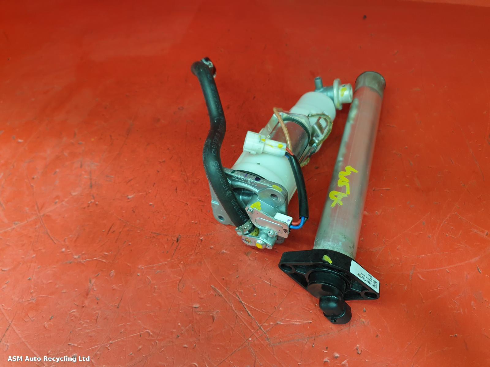 View Auto part Fuel Pump Ktm 1290 Super Duke R Evo 2022
