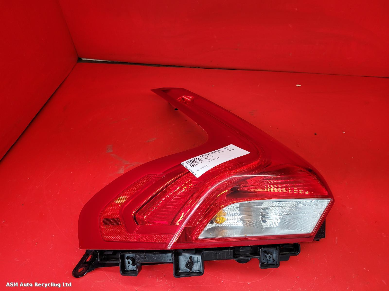 View Auto part L Taillight Volvo V40 2015