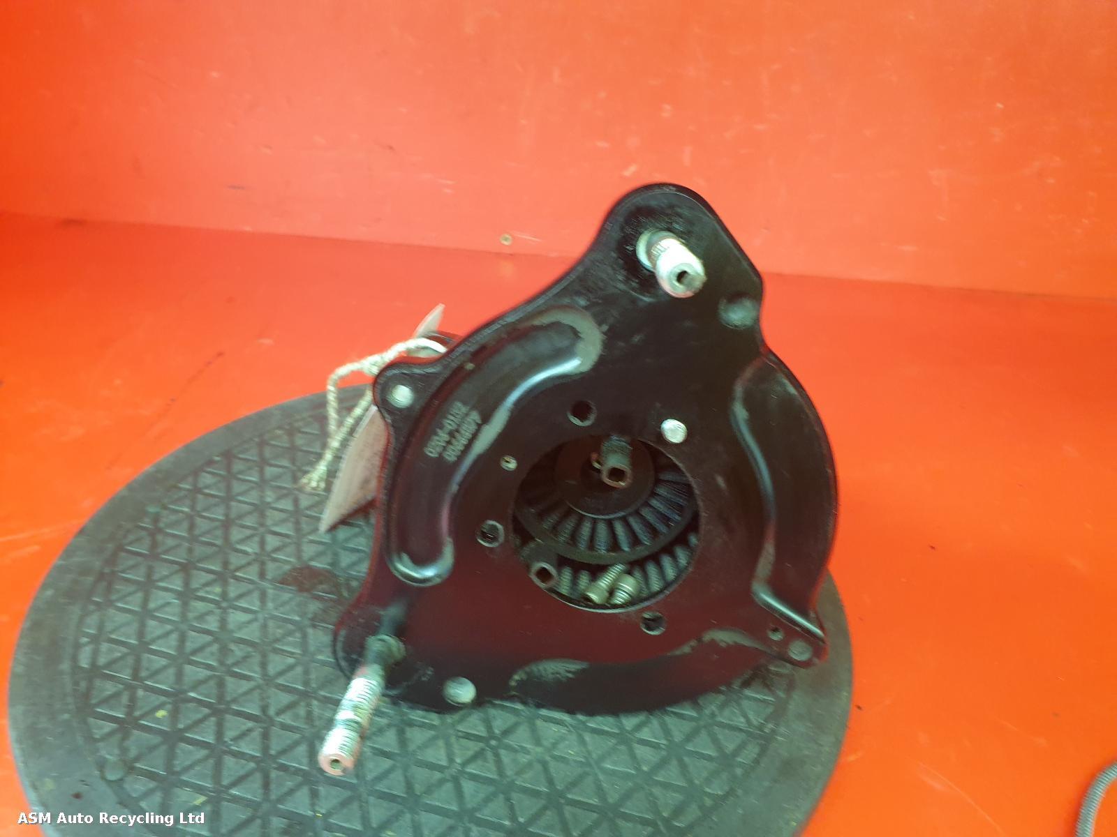 View Auto part Air Cleaner/Box Harley Davidson Fxdbc Street Bob 2016