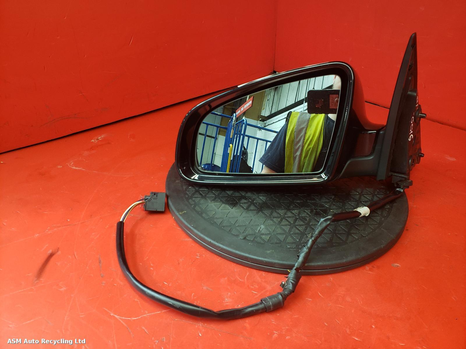 View Auto part L Door Mirror Audi A6 2008