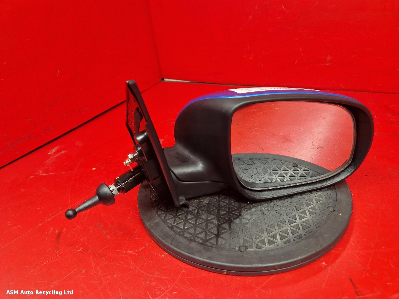 View Auto part R Door Mirror Kia Rio 2010