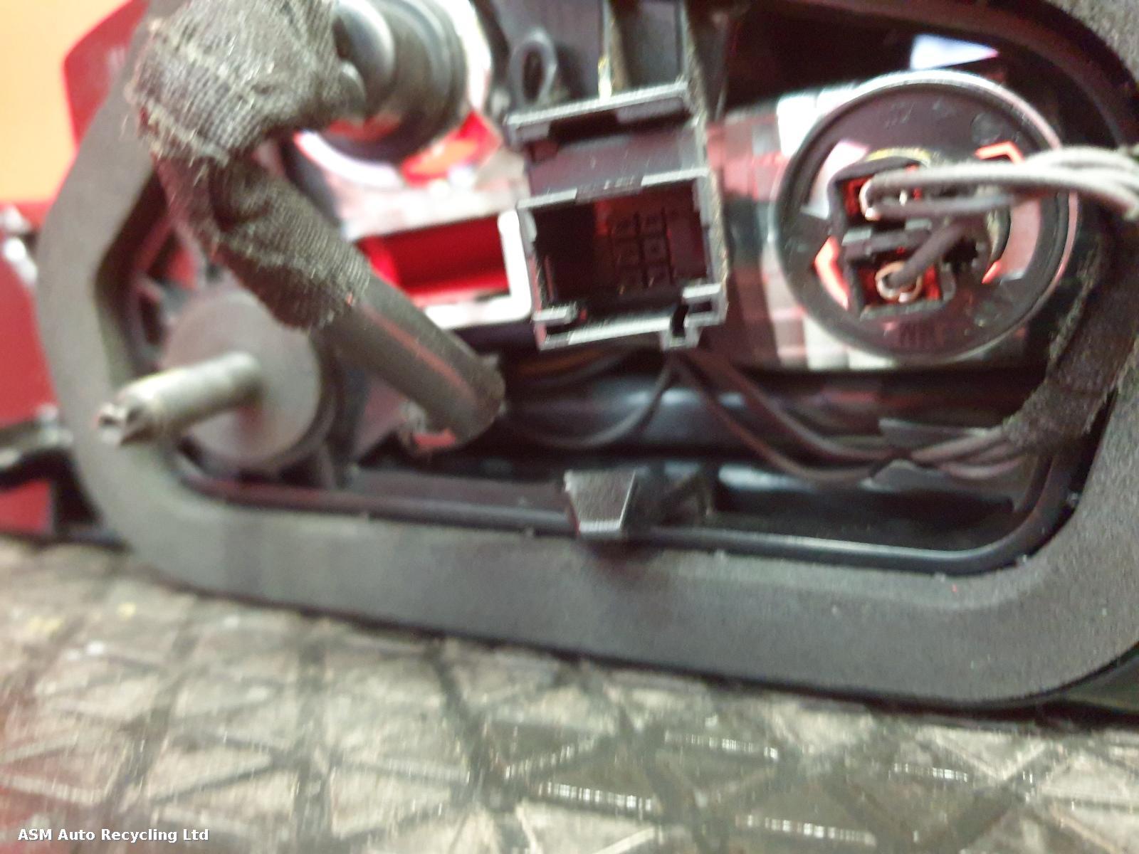 View Auto part R Taillight Vauxhall Grandland X 2019