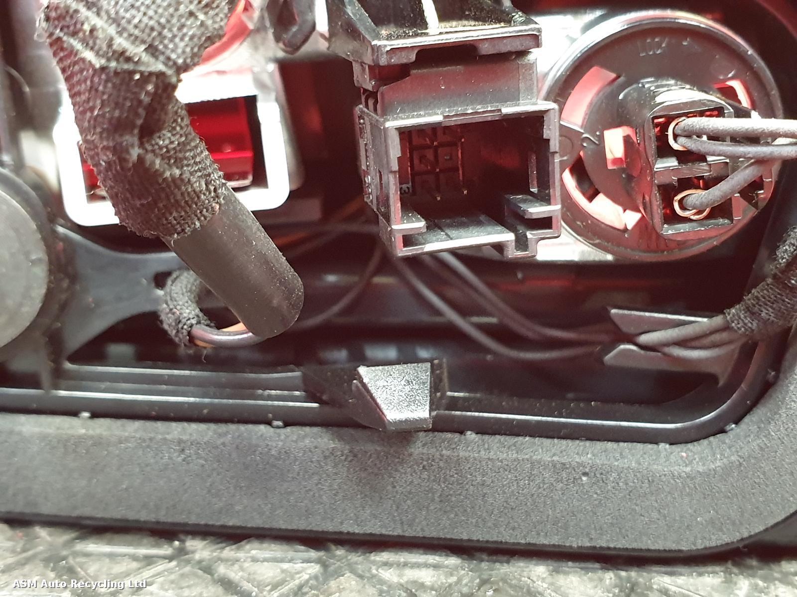 View Auto part R Taillight Vauxhall Grandland X 2019