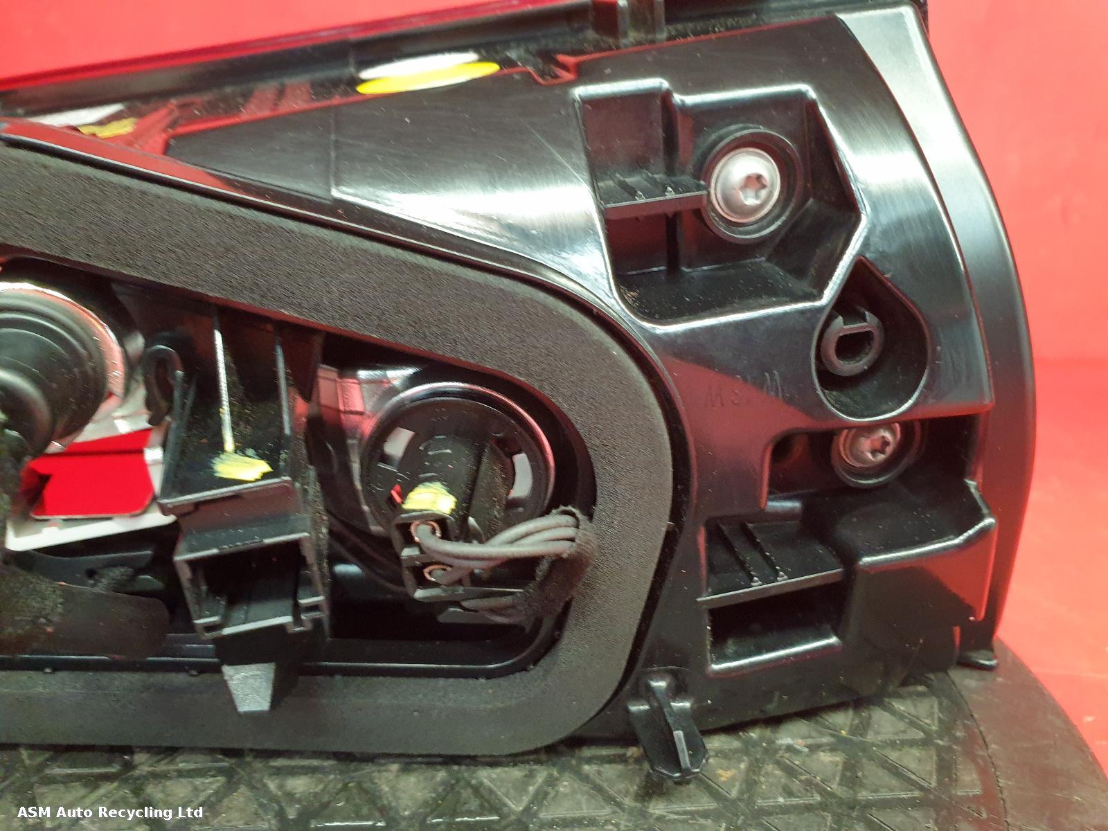 View Auto part R Taillight Vauxhall Grandland X 2019