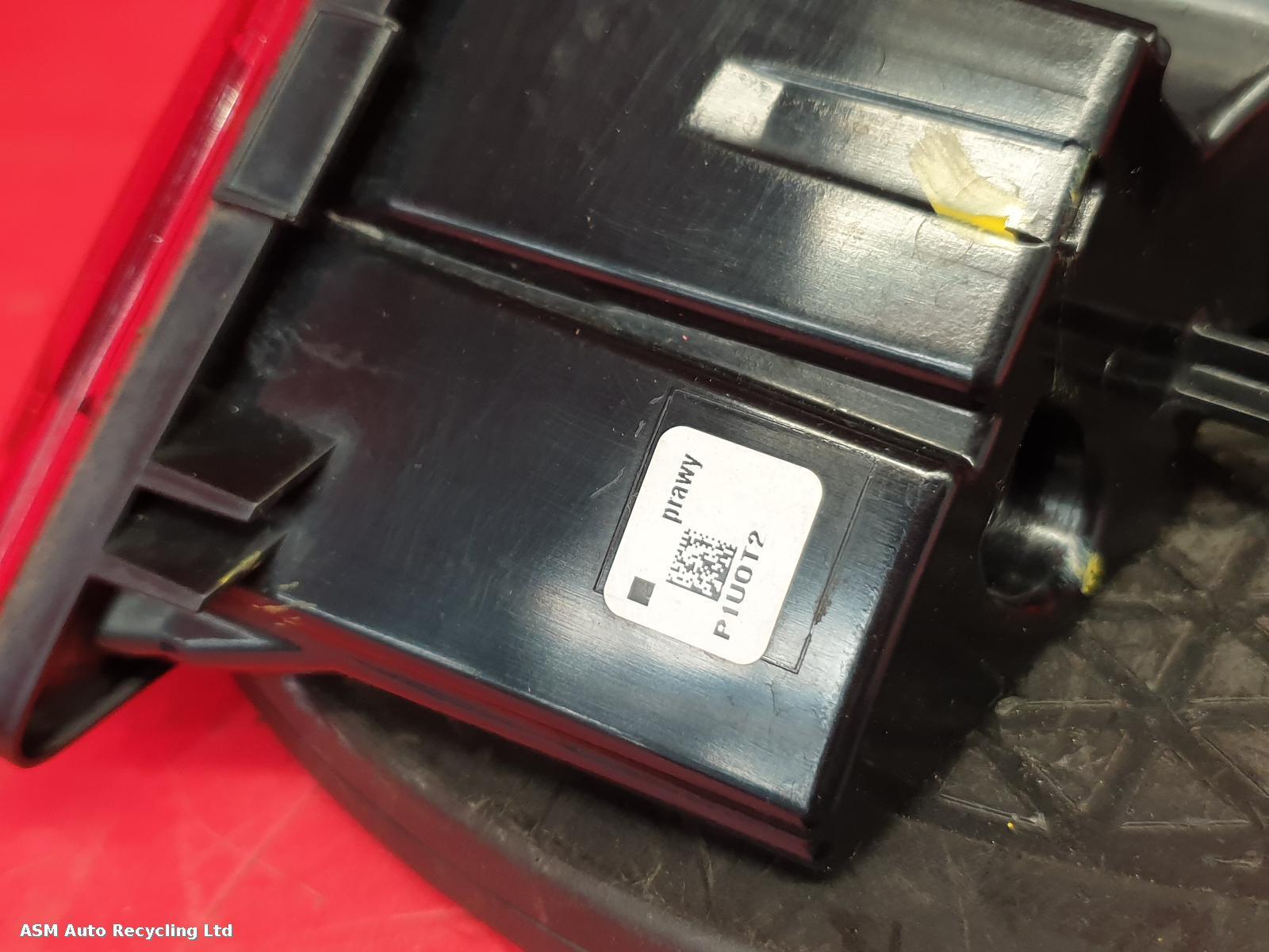 View Auto part R Taillight Vauxhall Grandland X 2019