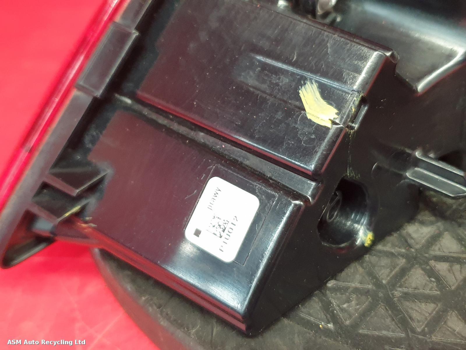 View Auto part R Taillight Vauxhall Grandland X 2019