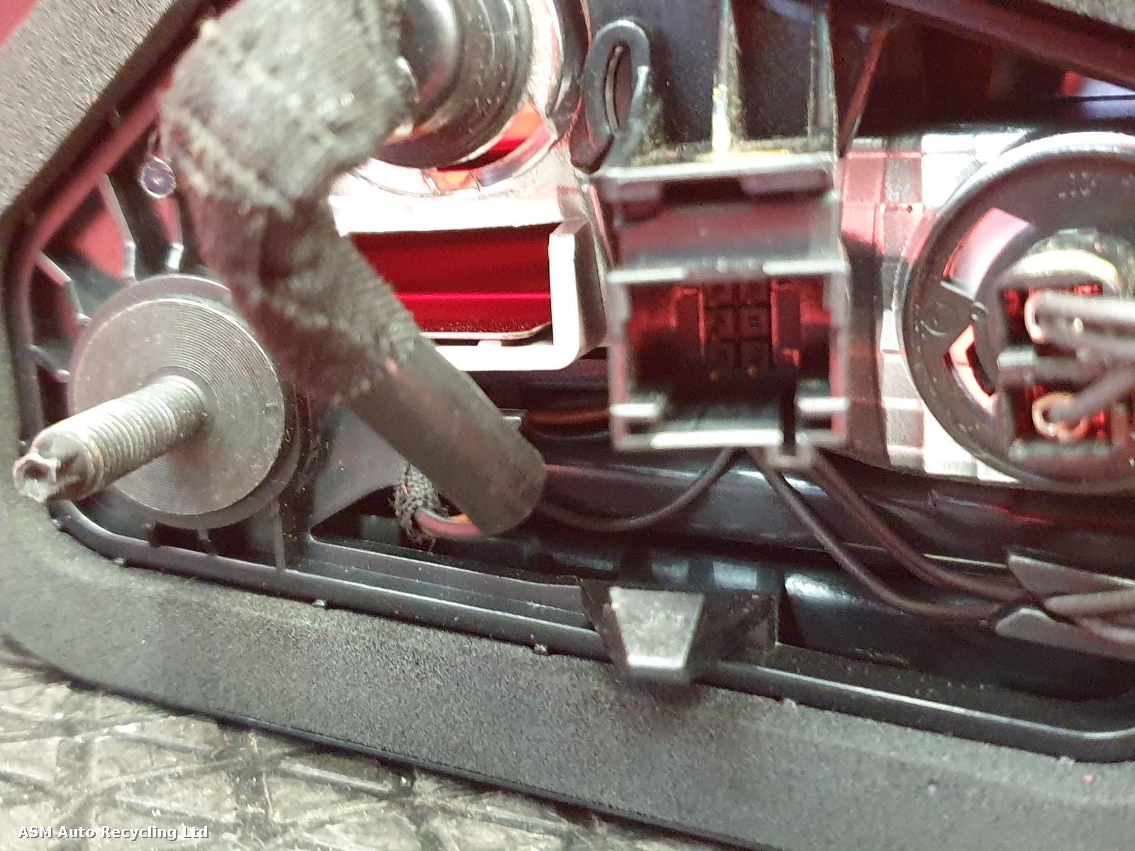 View Auto part R Taillight Vauxhall Grandland X 2019