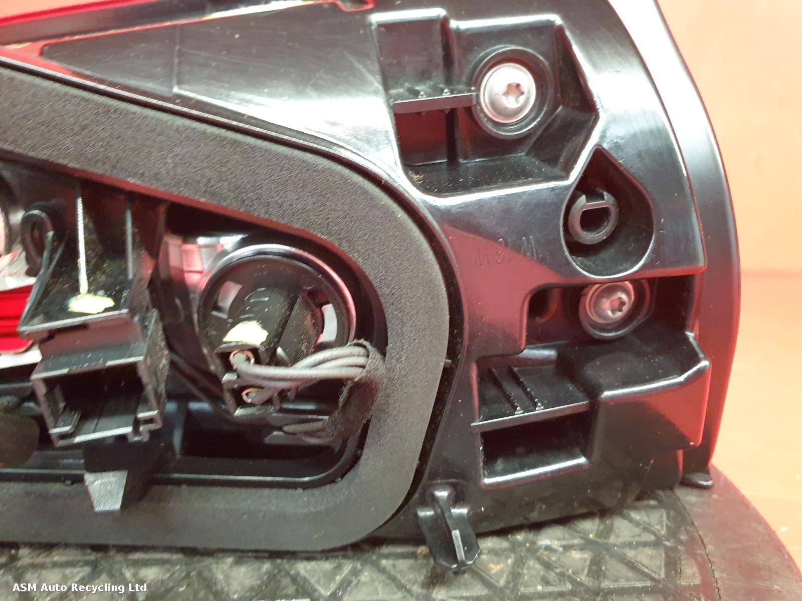 View Auto part R Taillight Vauxhall Grandland X 2019