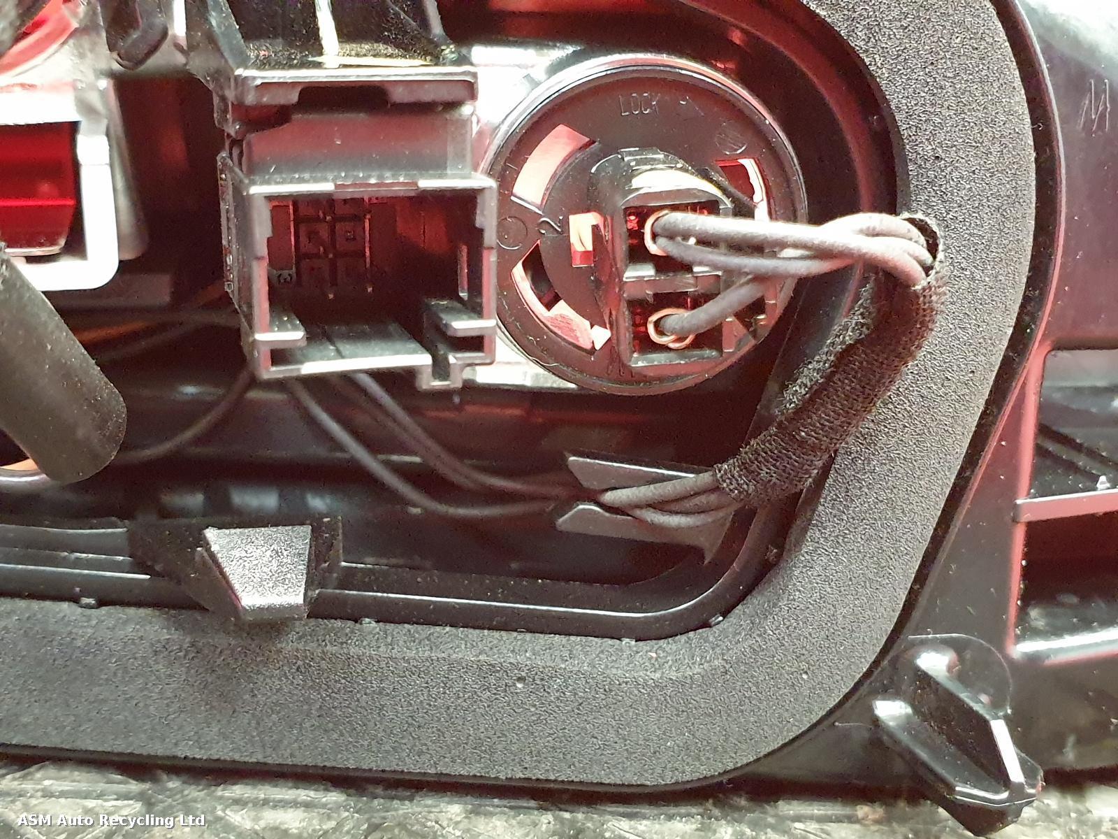 View Auto part R Taillight Vauxhall Grandland X 2019
