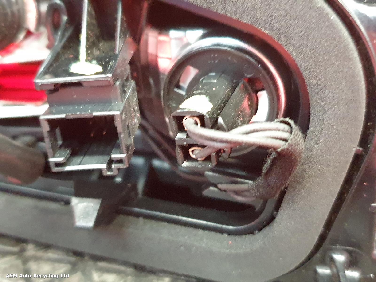 View Auto part R Taillight Vauxhall Grandland X 2019