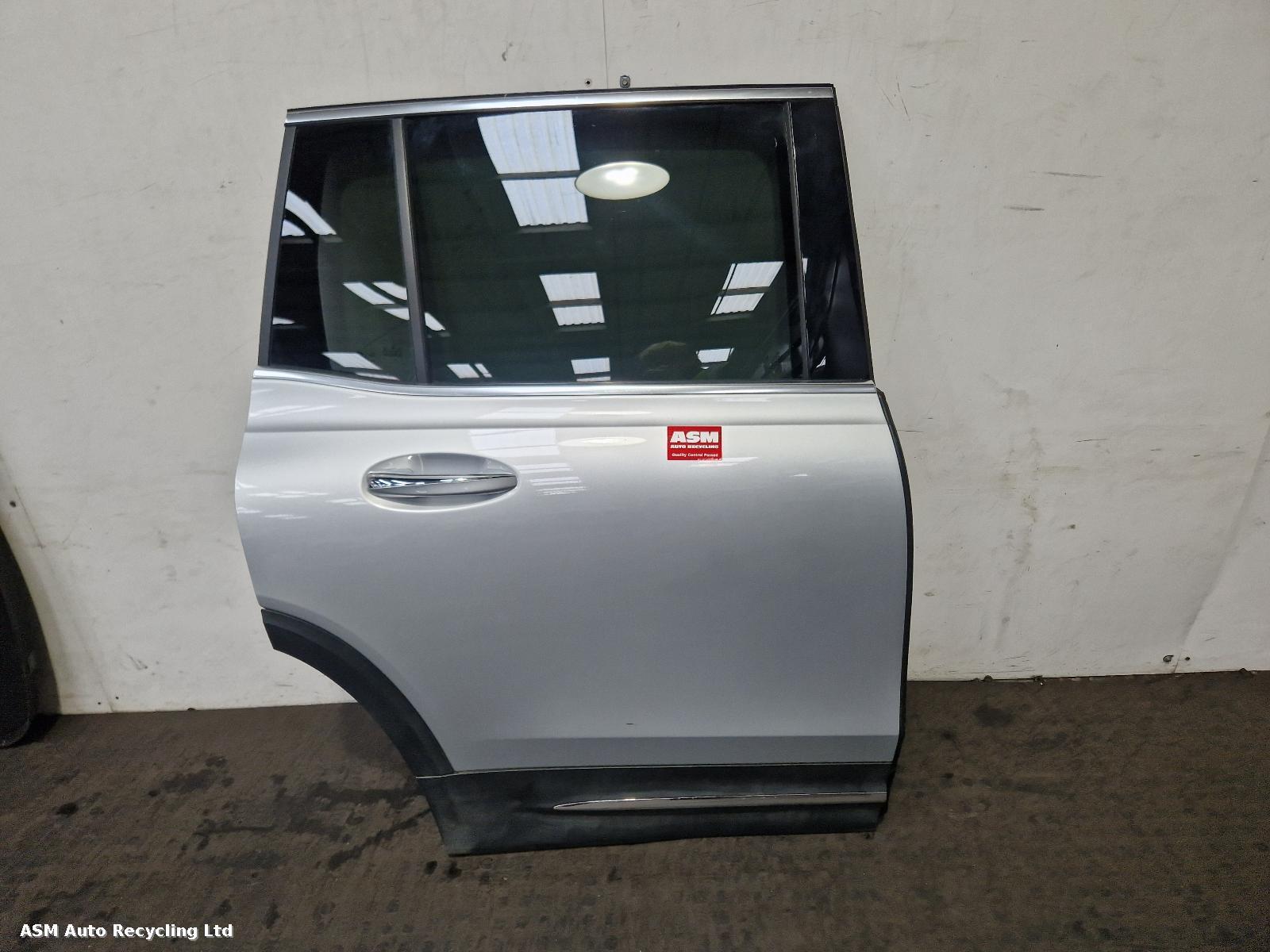 View Auto part R Rear Door Mercedes Eqb 2023