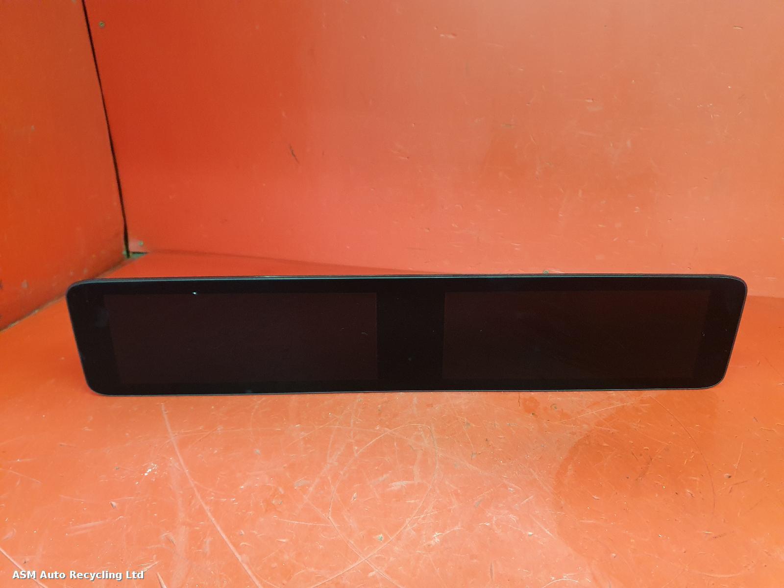 View Auto part Radio Display Mercedes Eqb 2023
