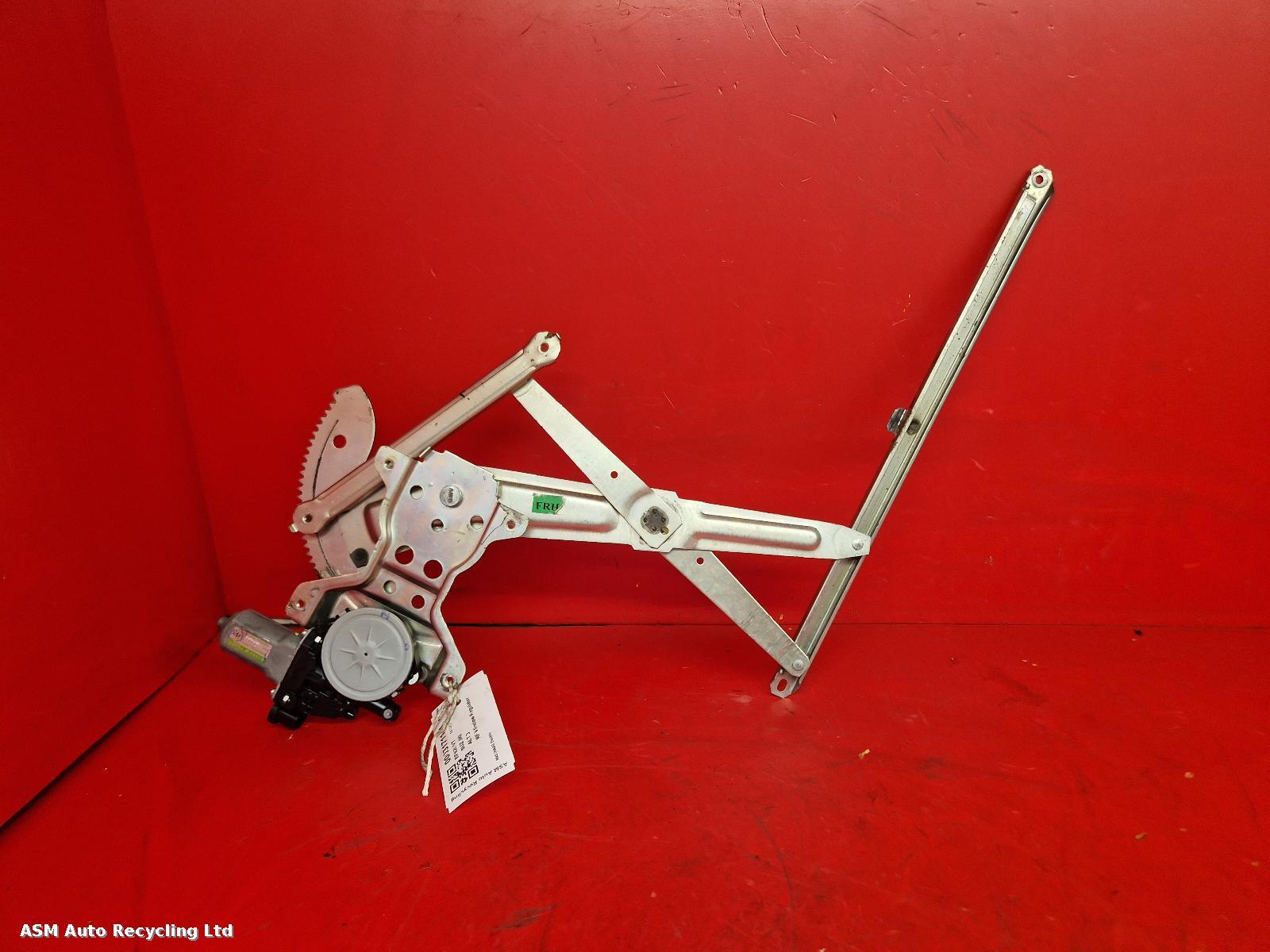 View Auto part RF Window Regulator Suzuki Alto 2013