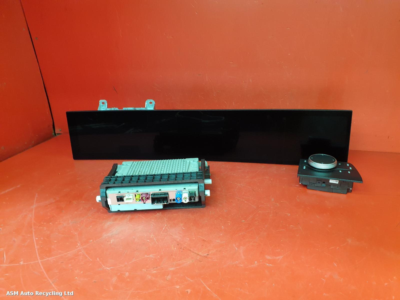 View Auto part Radio Display Bmw I4 2024