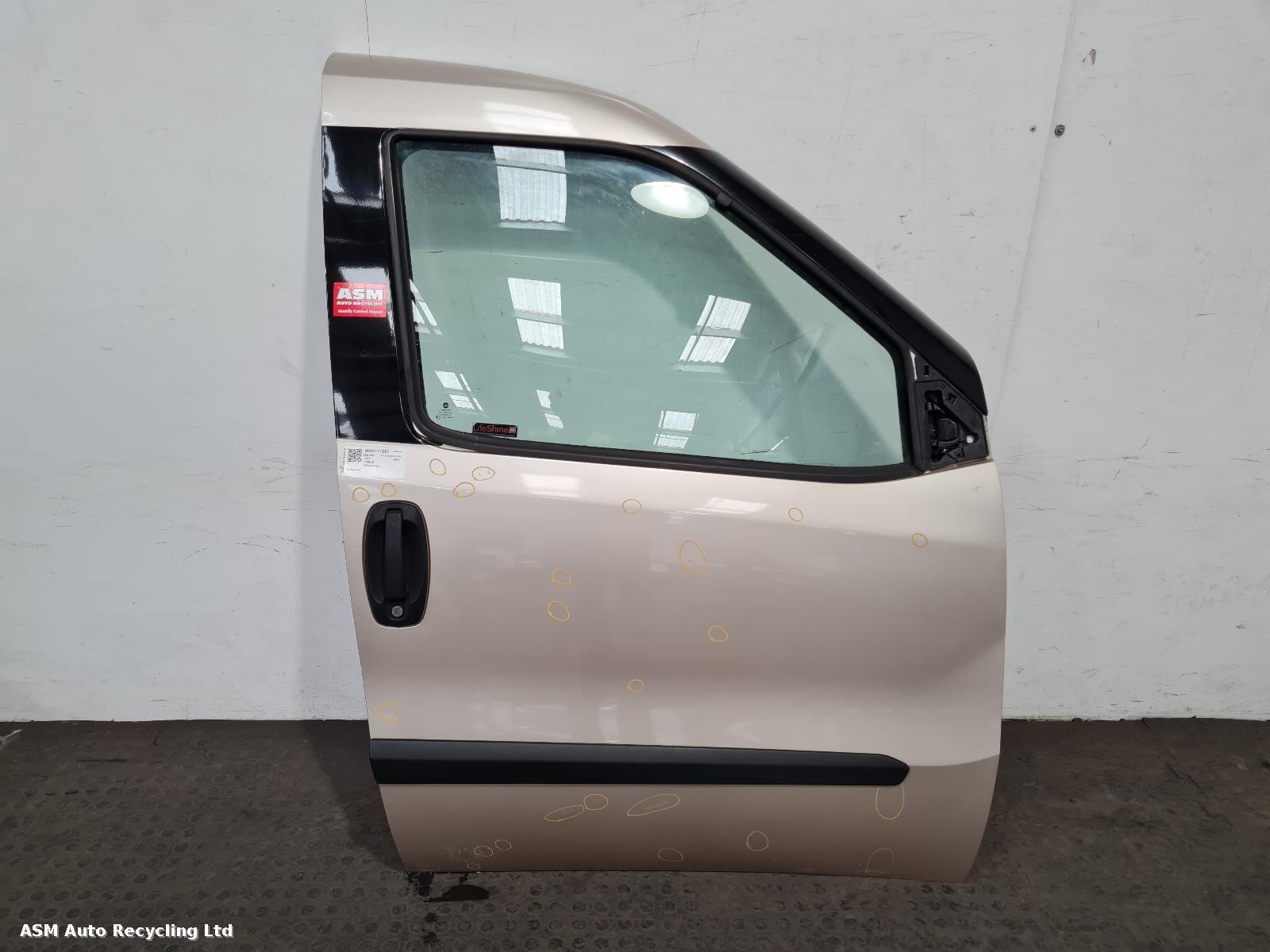 View Auto part R Front Door Fiat Doblo 2011